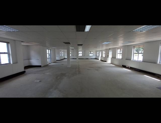 561M² OFFICE TO LET IN BRYANSTON